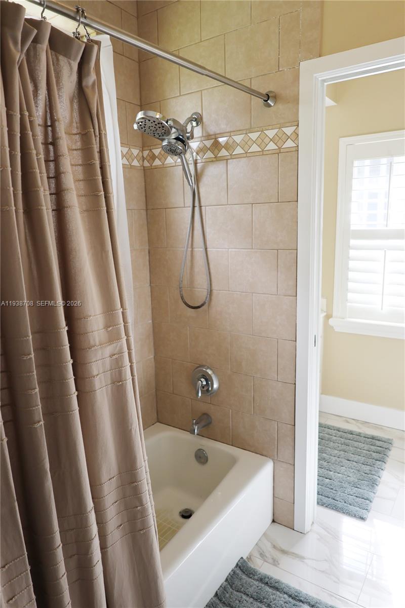 Palm Beach Country Estates - Residential