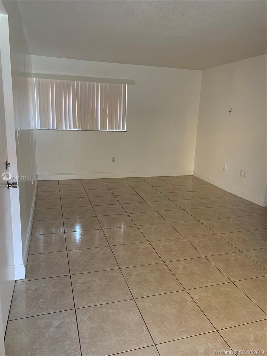 RESIDENCIAL EL PRADO COND - Residential Lease