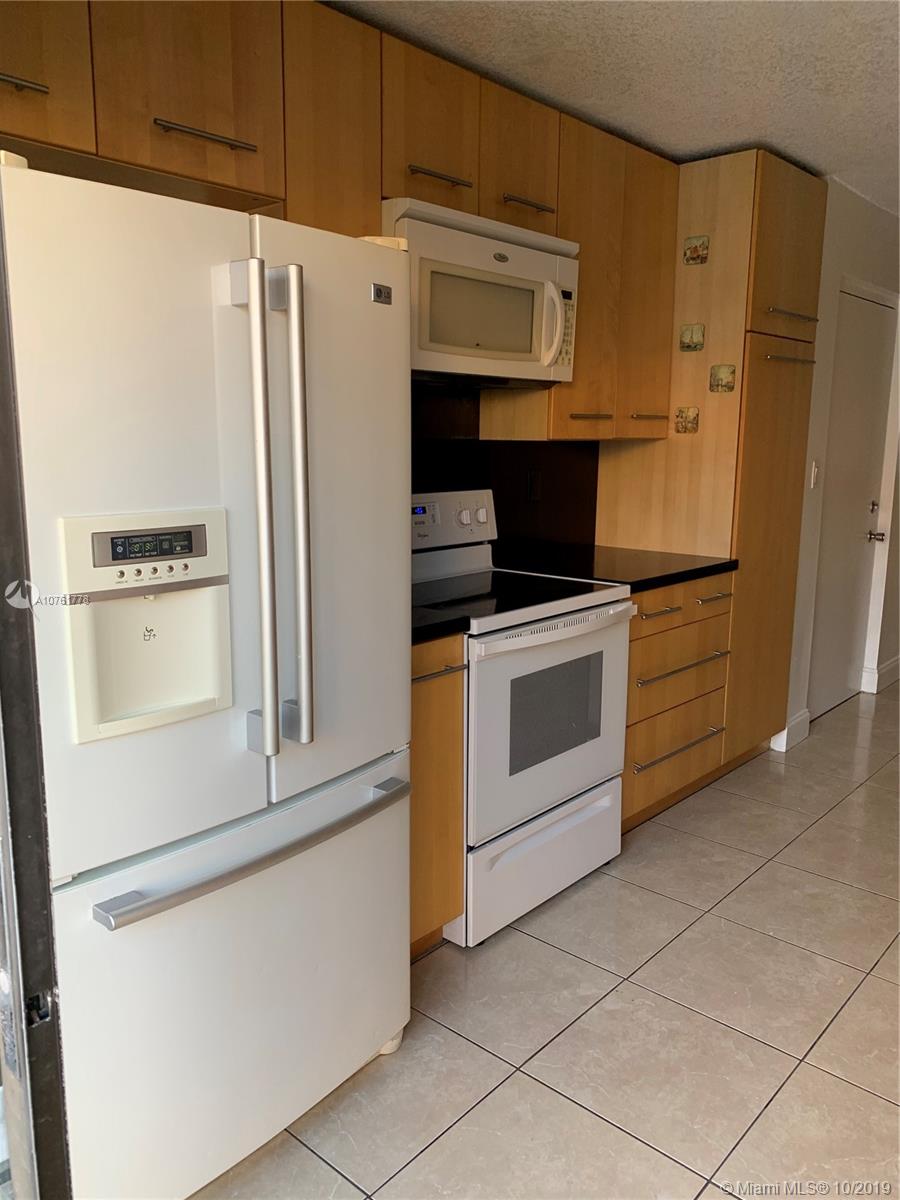 RESIDENCIAL EL PRADO COND - Residential Lease