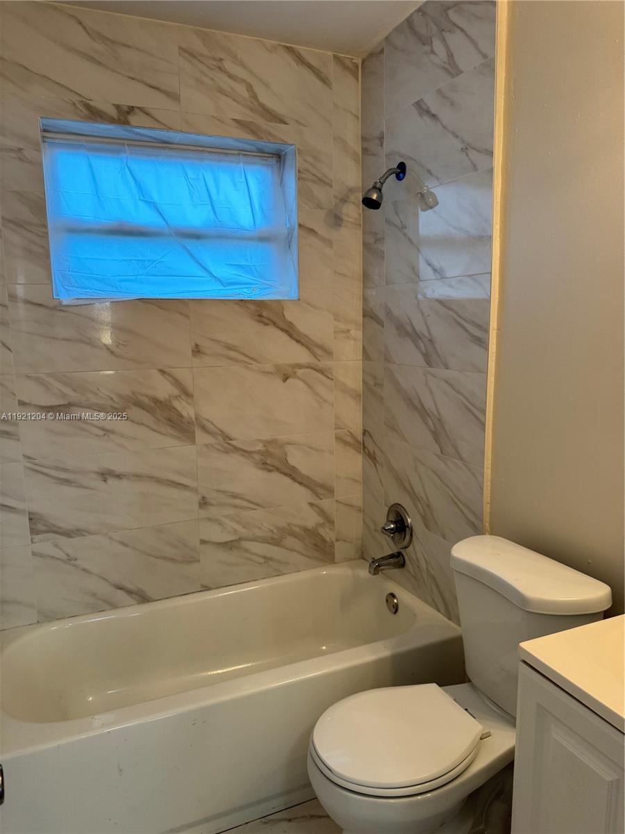 FIRST ADD TO TUSKEGEE PAR - Residential Lease