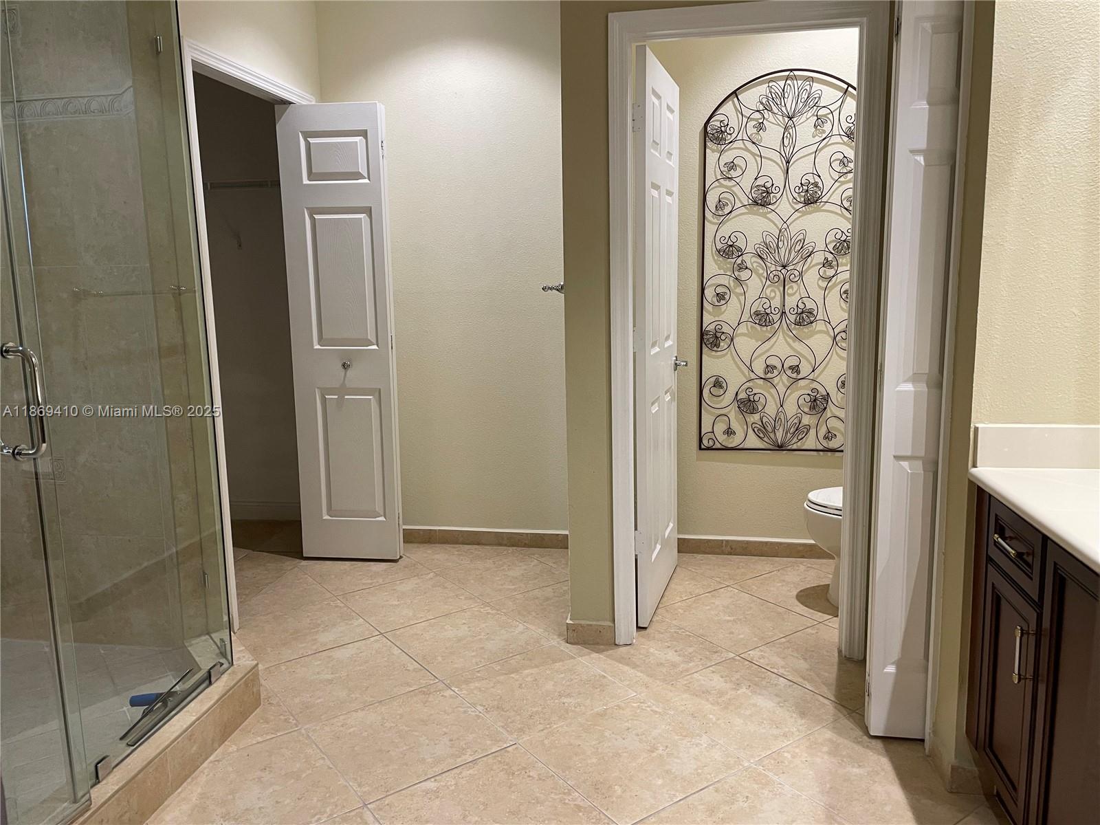 EGRET LAKES ESTATES SEC 7 - Residential Lease