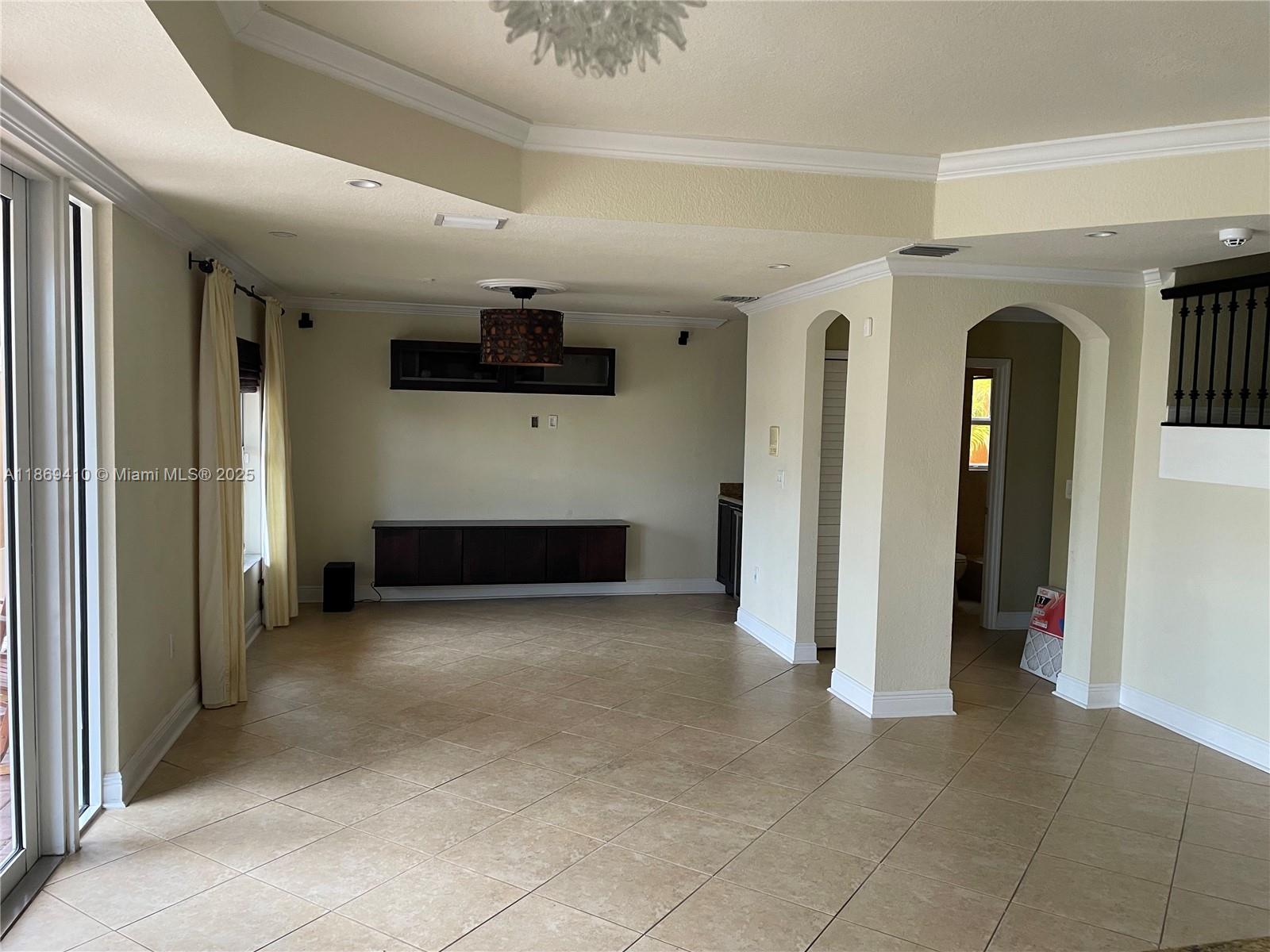 EGRET LAKES ESTATES SEC 7 - Residential Lease