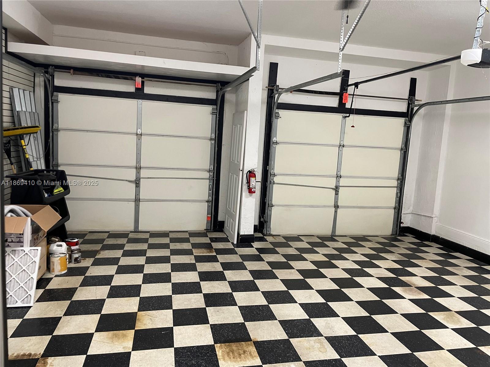 EGRET LAKES ESTATES SEC 7 - Residential Lease