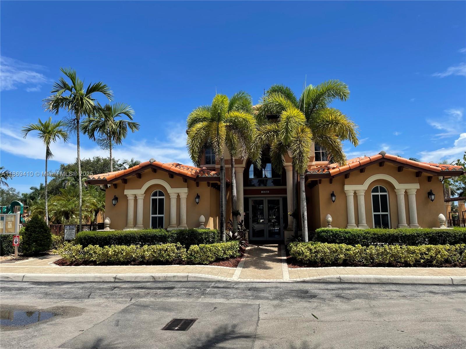 EGRET LAKES ESTATES SEC 7 - Residential Lease