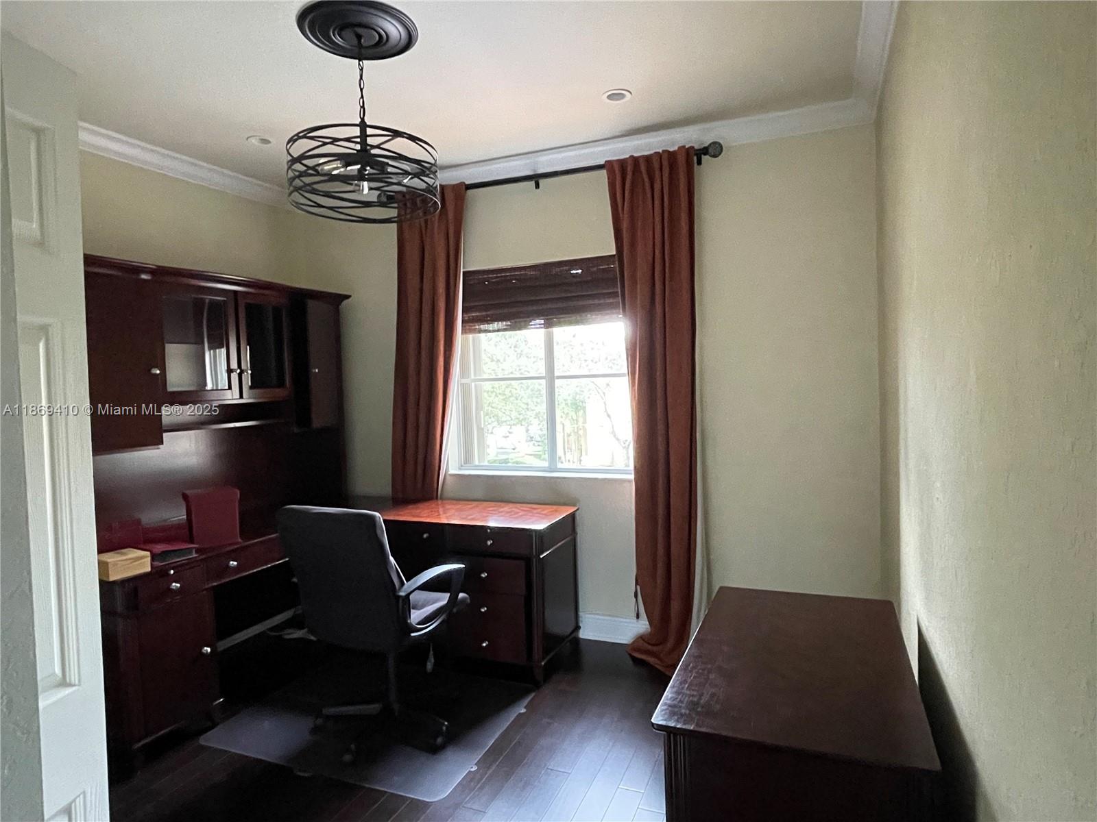 EGRET LAKES ESTATES SEC 7 - Residential Lease