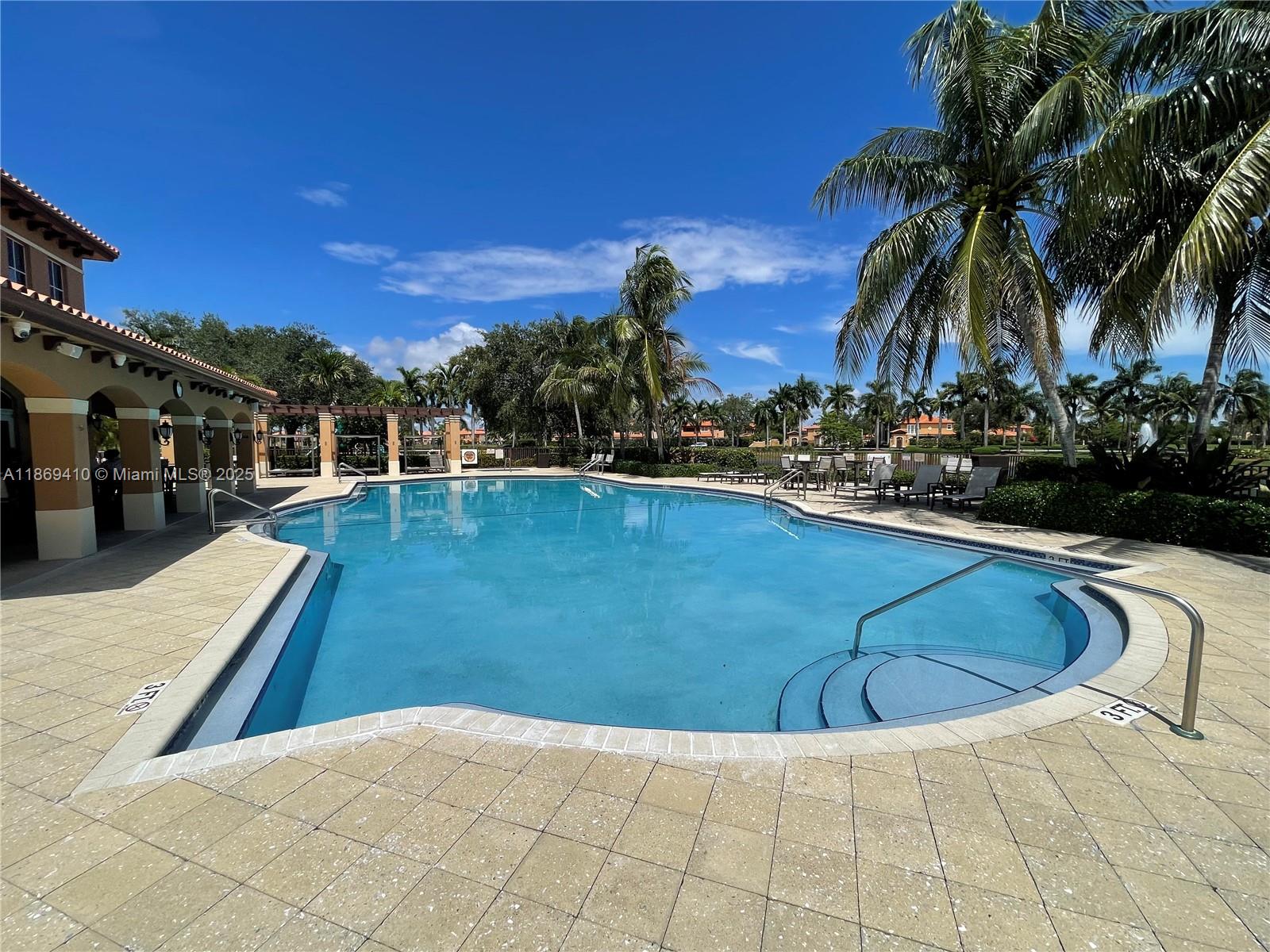 EGRET LAKES ESTATES SEC 7 - Residential Lease