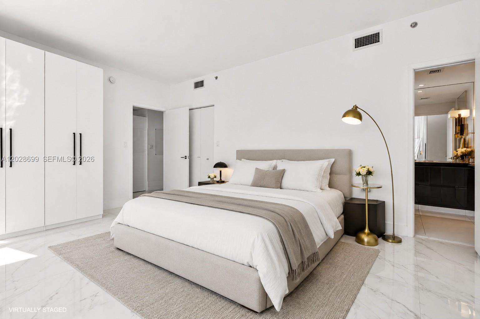 BLUE CONDO - Residential