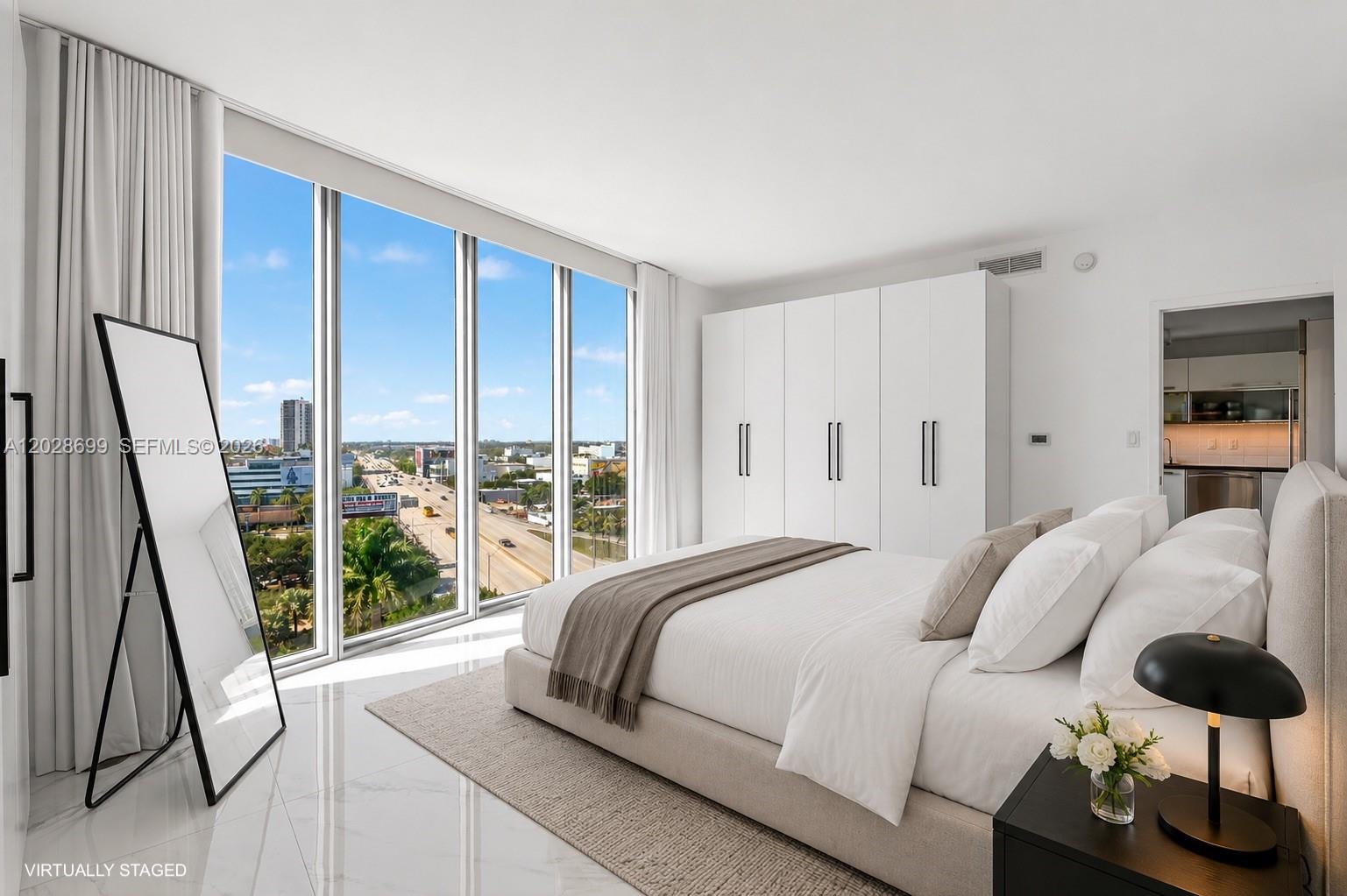 BLUE CONDO - Residential