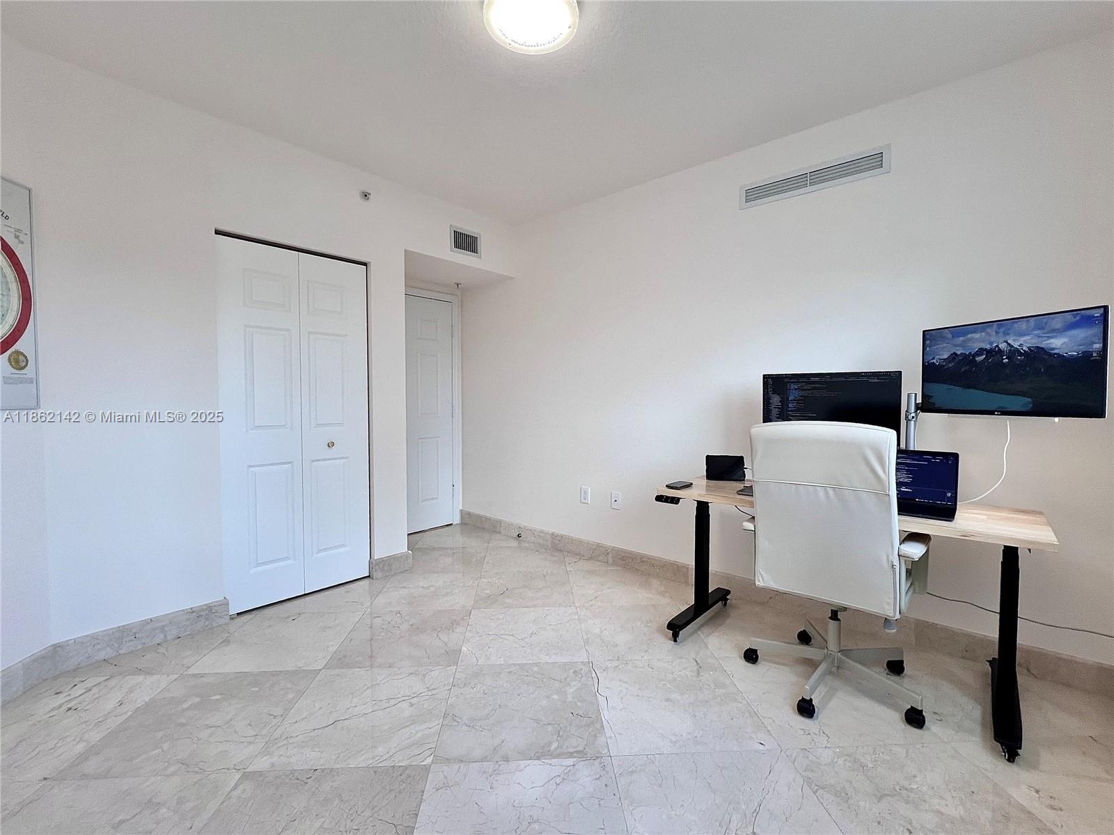 DUO CONDOMINIUM EAST - Residential