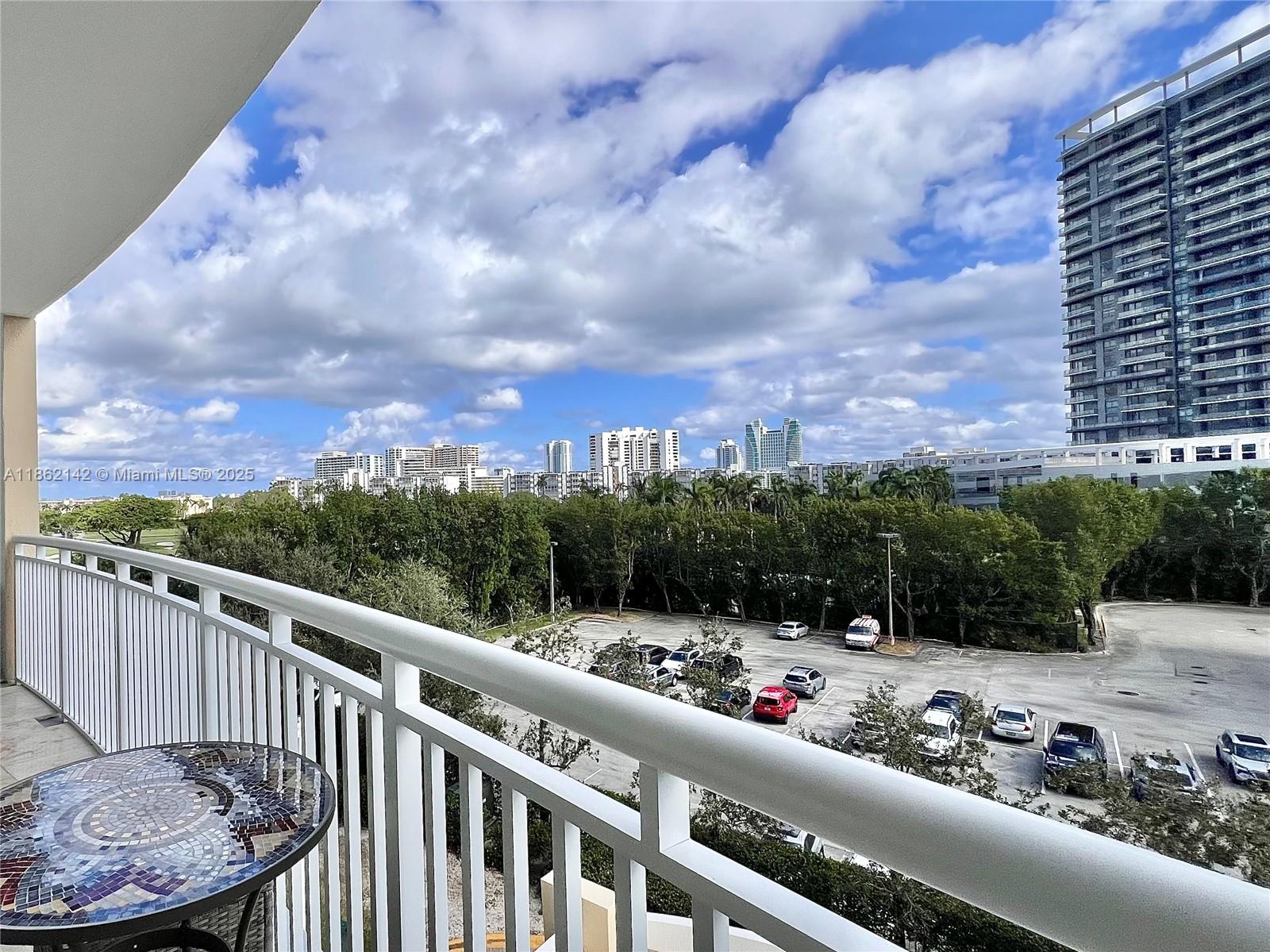 DUO CONDOMINIUM EAST - Residential