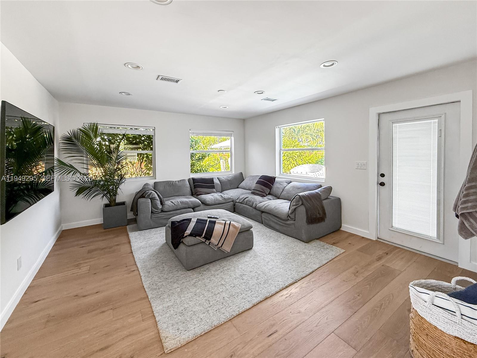 BROADMOOR SEC 4 - Residential