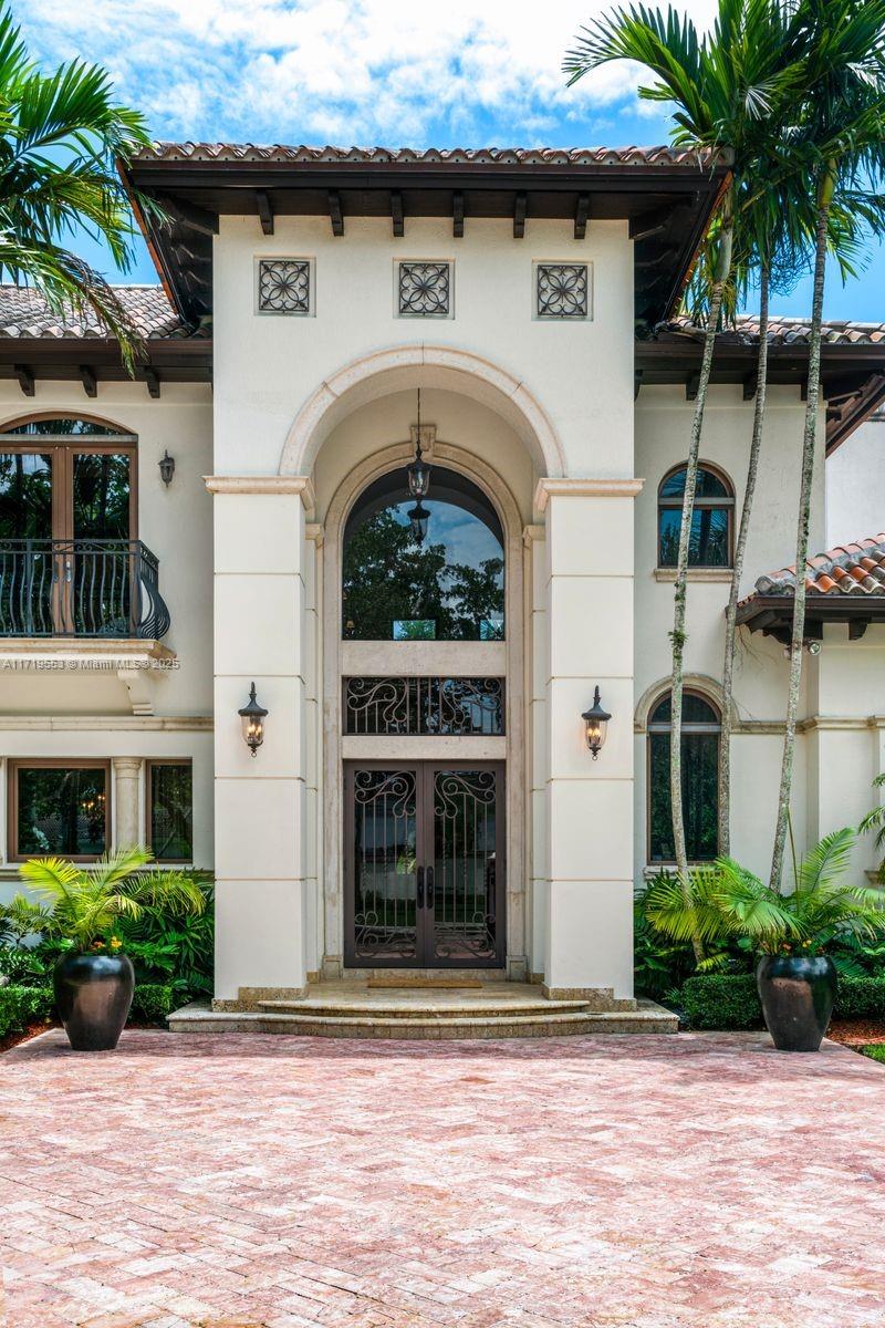 COLLINS HEIGHTS - Residential