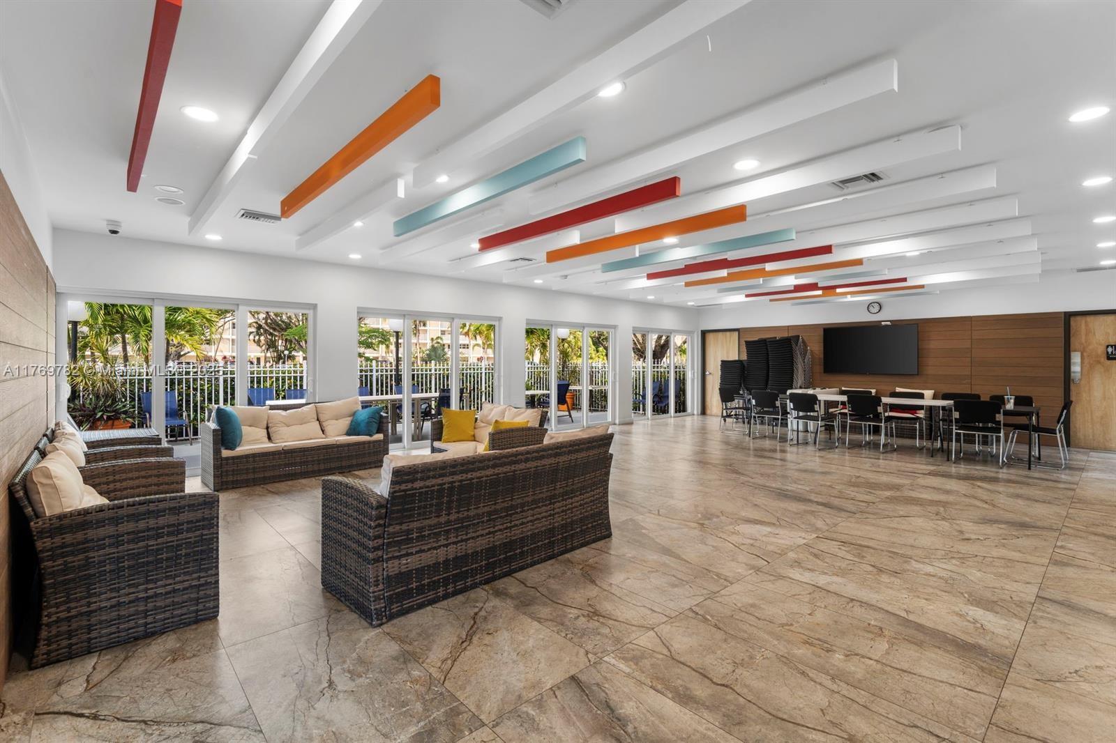 NO 16 PALM-AIRE COUNTRY C - Residential