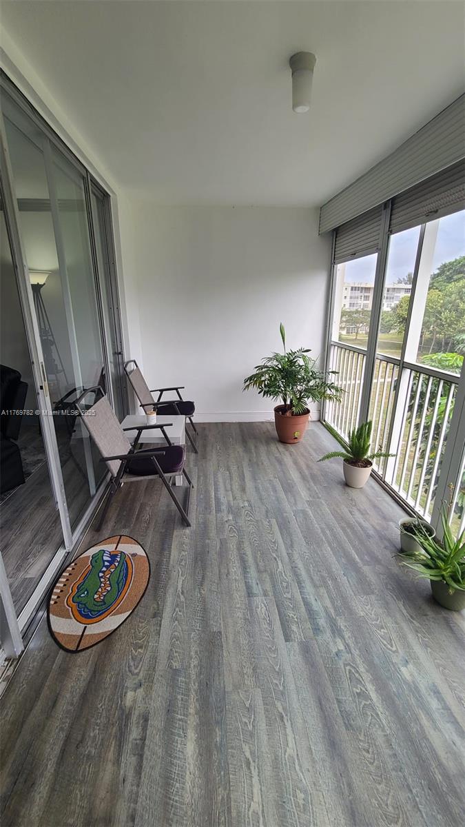 NO 16 PALM-AIRE COUNTRY C - Residential