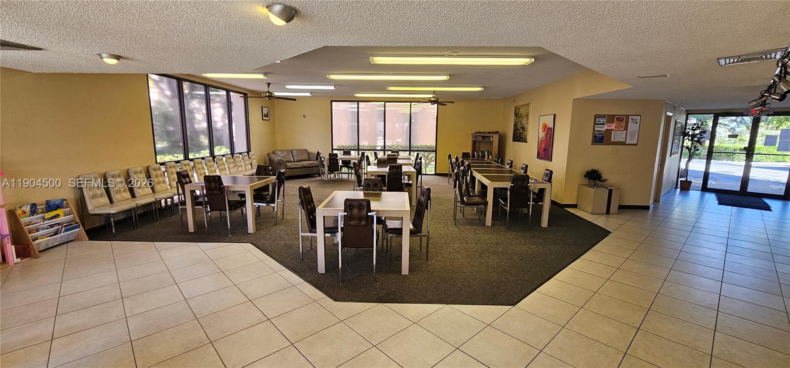 PLANTATION CLUB B CONDO - Residential