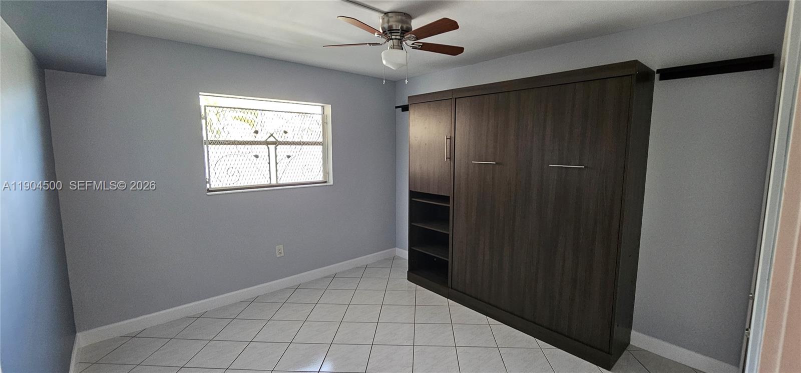 PLANTATION CLUB B CONDO - Residential