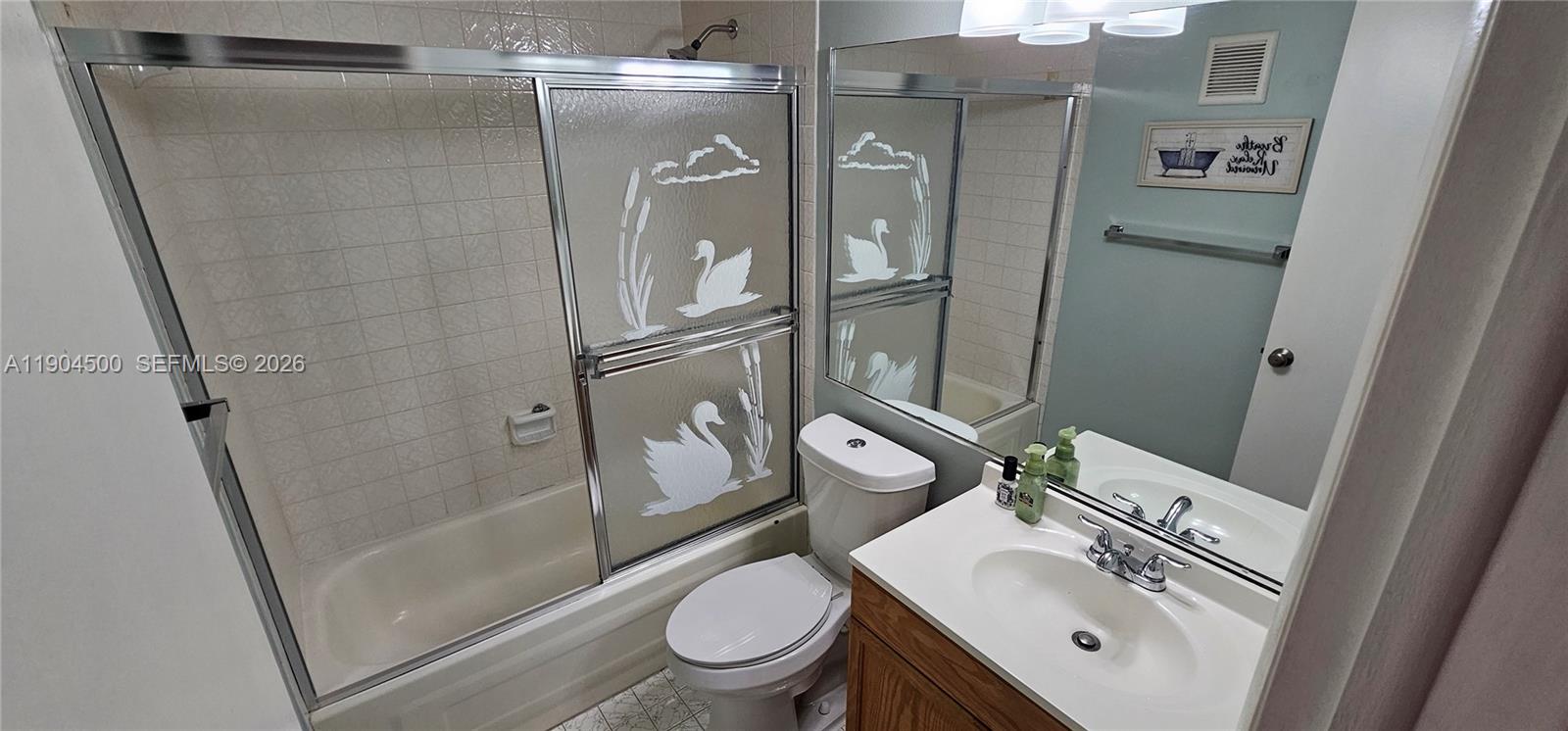 PLANTATION CLUB B CONDO - Residential