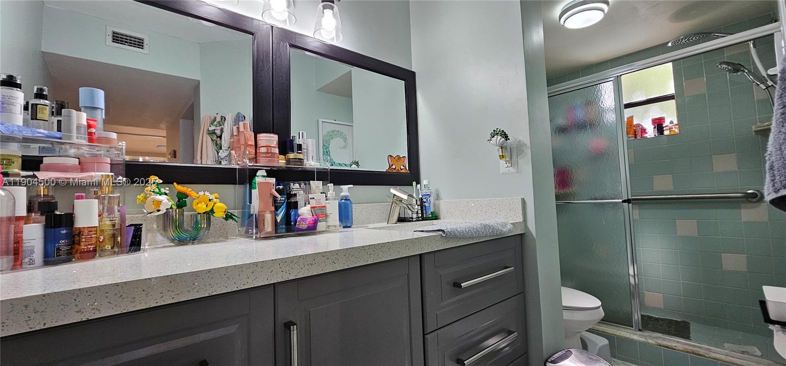 PLANTATION CLUB B CONDO - Residential