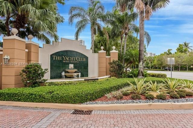 THE YACHT CLUB AT AVENTUR - Residential