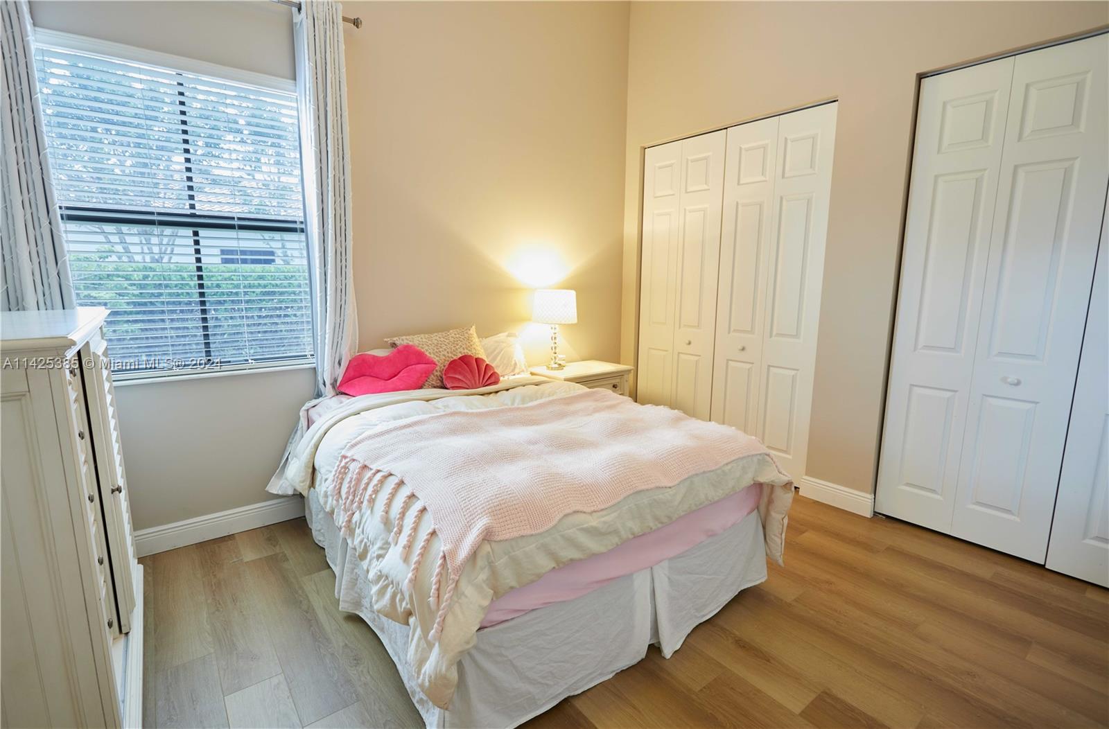 PARKSIDE ESTATES OF DAVIE - Residential