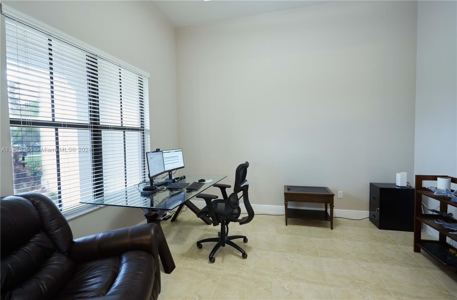 PARKSIDE ESTATES OF DAVIE - Residential