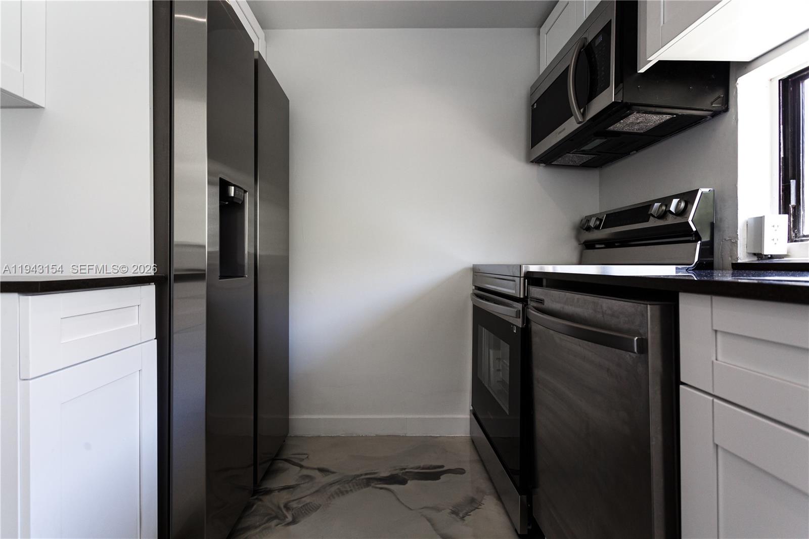 PLAZA OF AMERICAS CONDO P - Residential