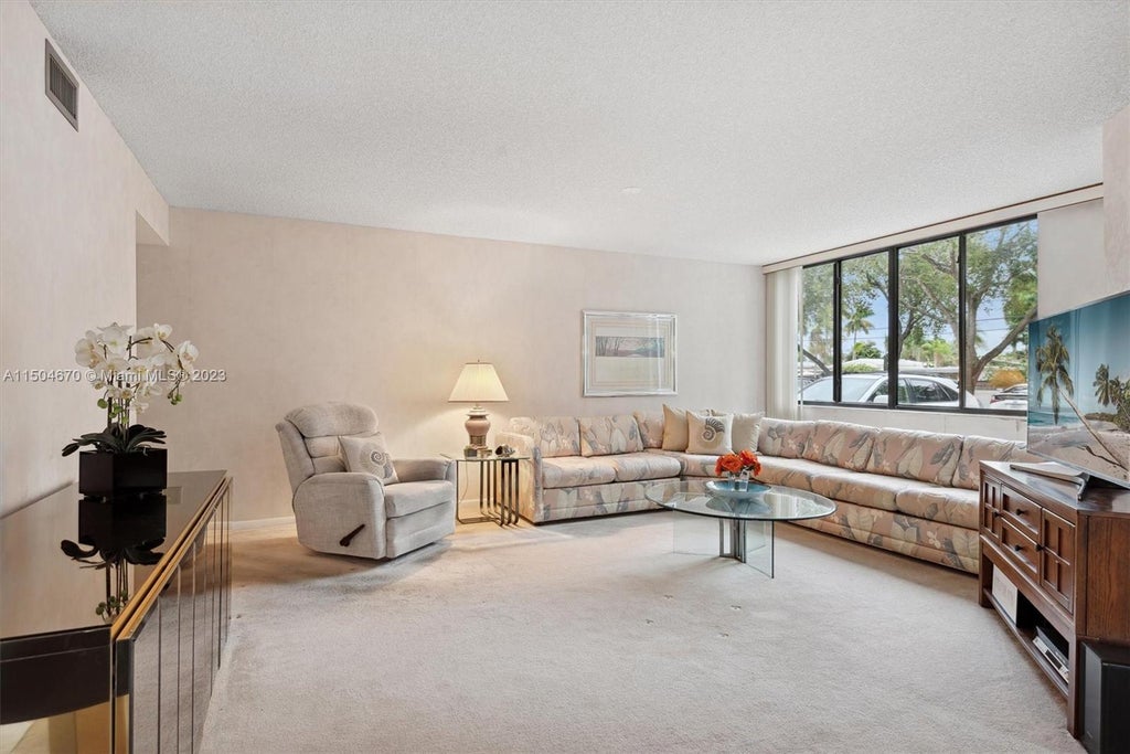 Photo of 1480 Sheridan St #1B, Hollywood, FL 33020 (MLS # A11504670)
