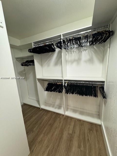 LE CLUB AT OLD CUTLER CON - Residential Lease