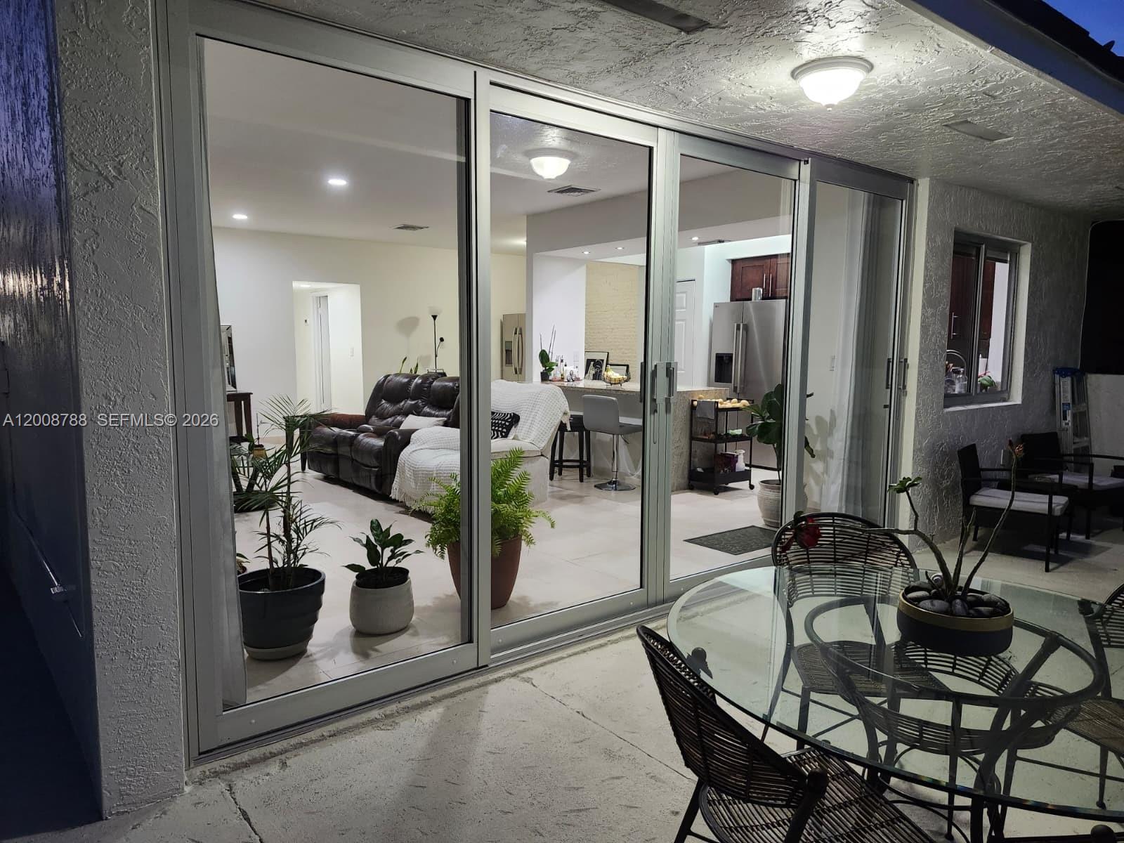 OAKVIEW CONDO #4 - Residential