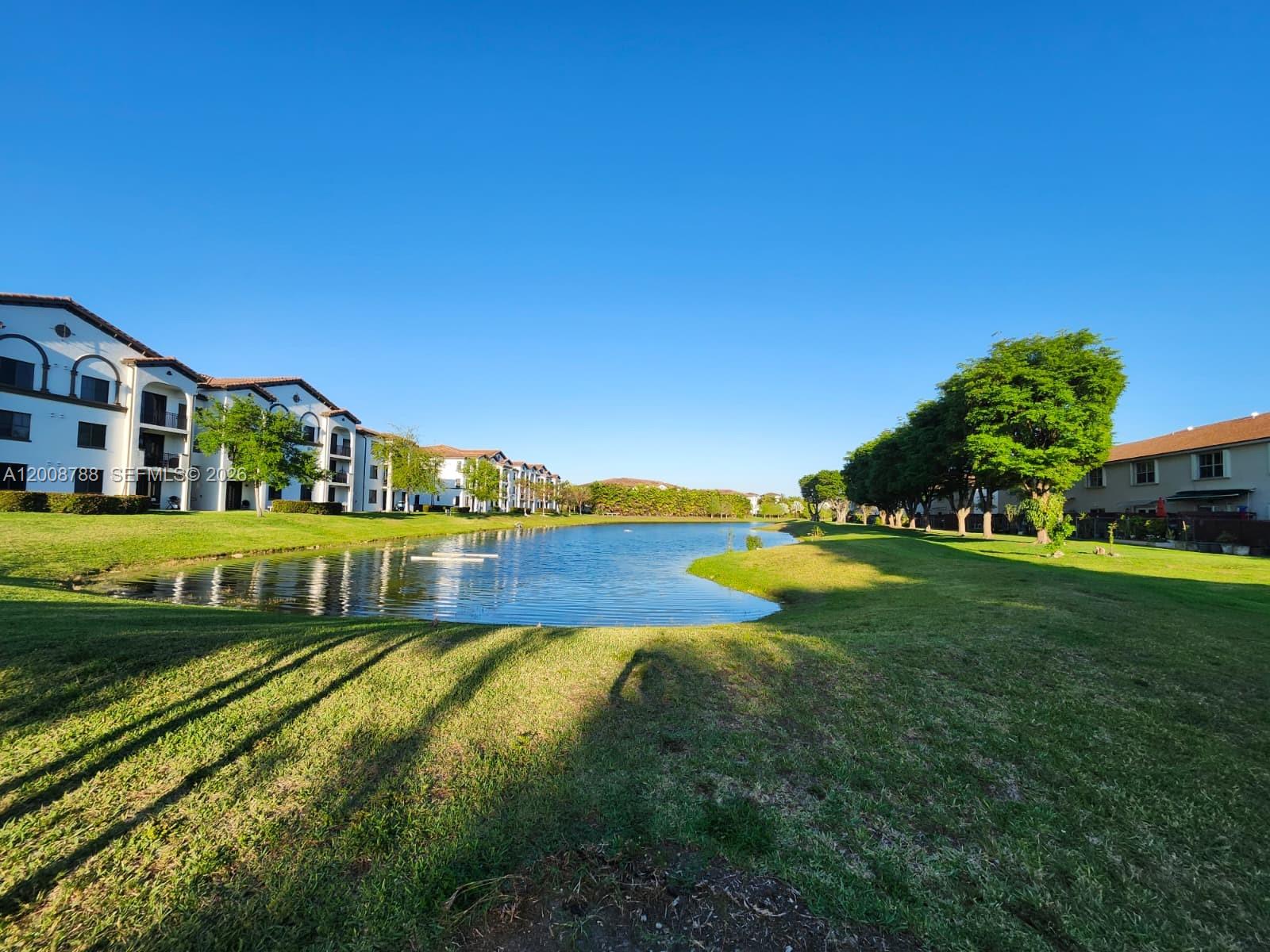 OAKVIEW CONDO #4 - Residential