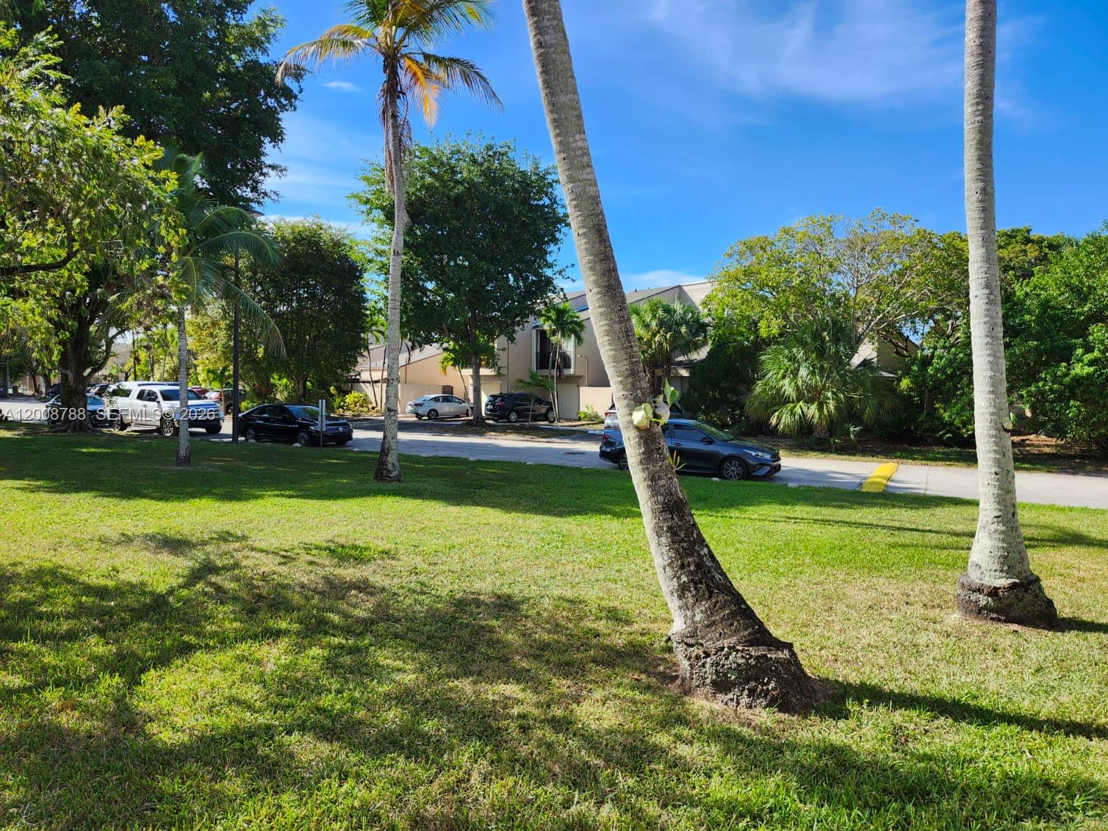 OAKVIEW CONDO #4 - Residential