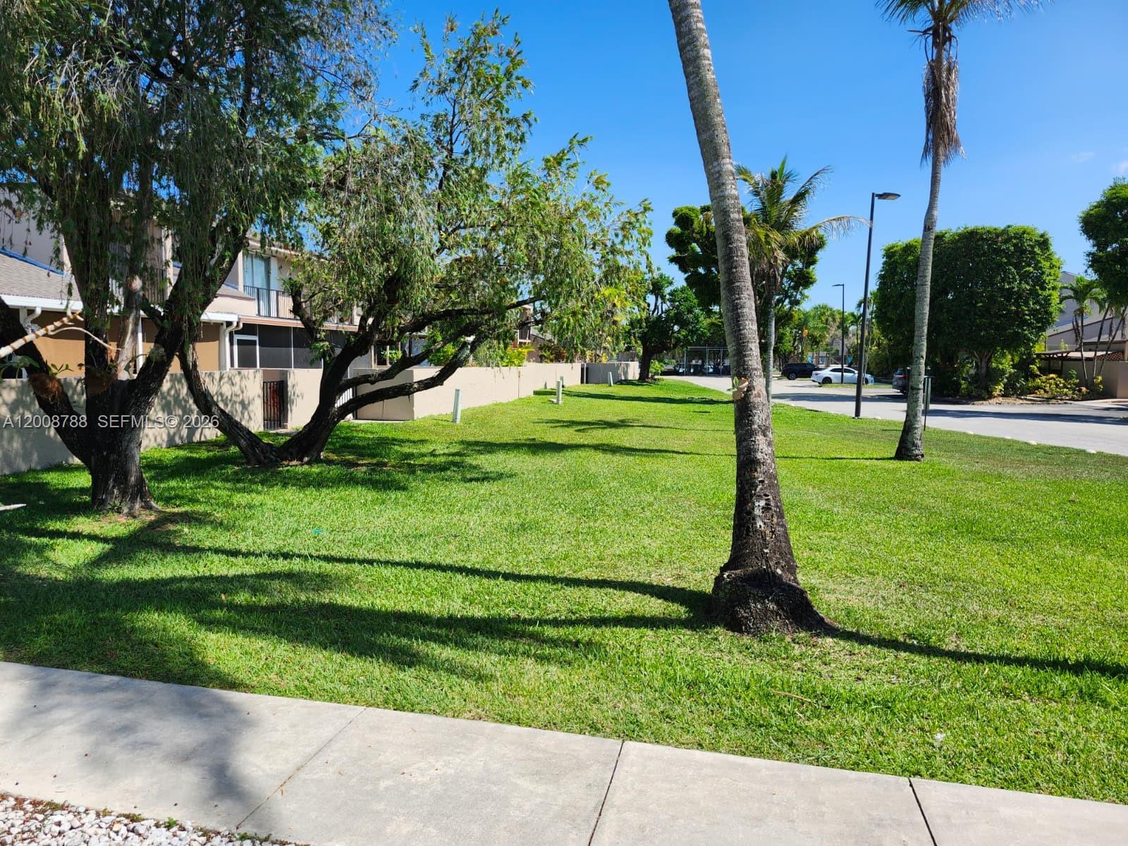 OAKVIEW CONDO #4 - Residential