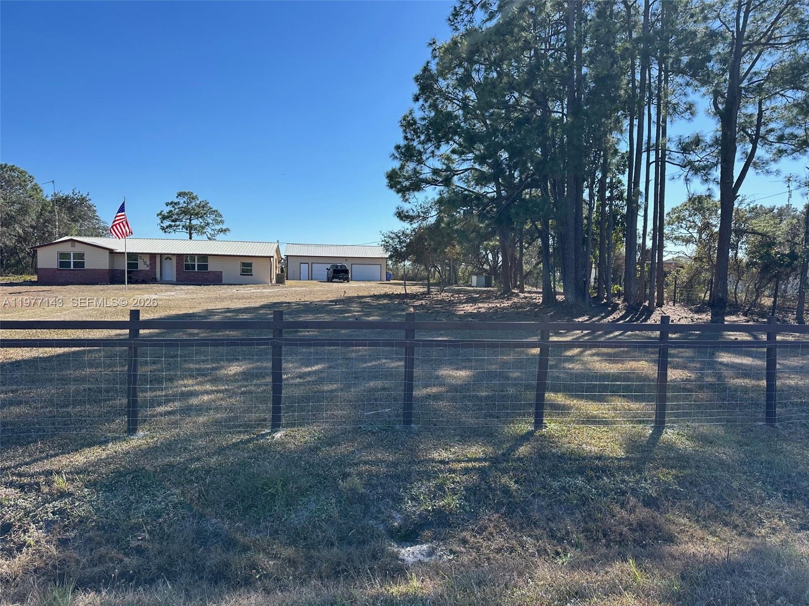 Sebring Lakes Acres - Residential Lease