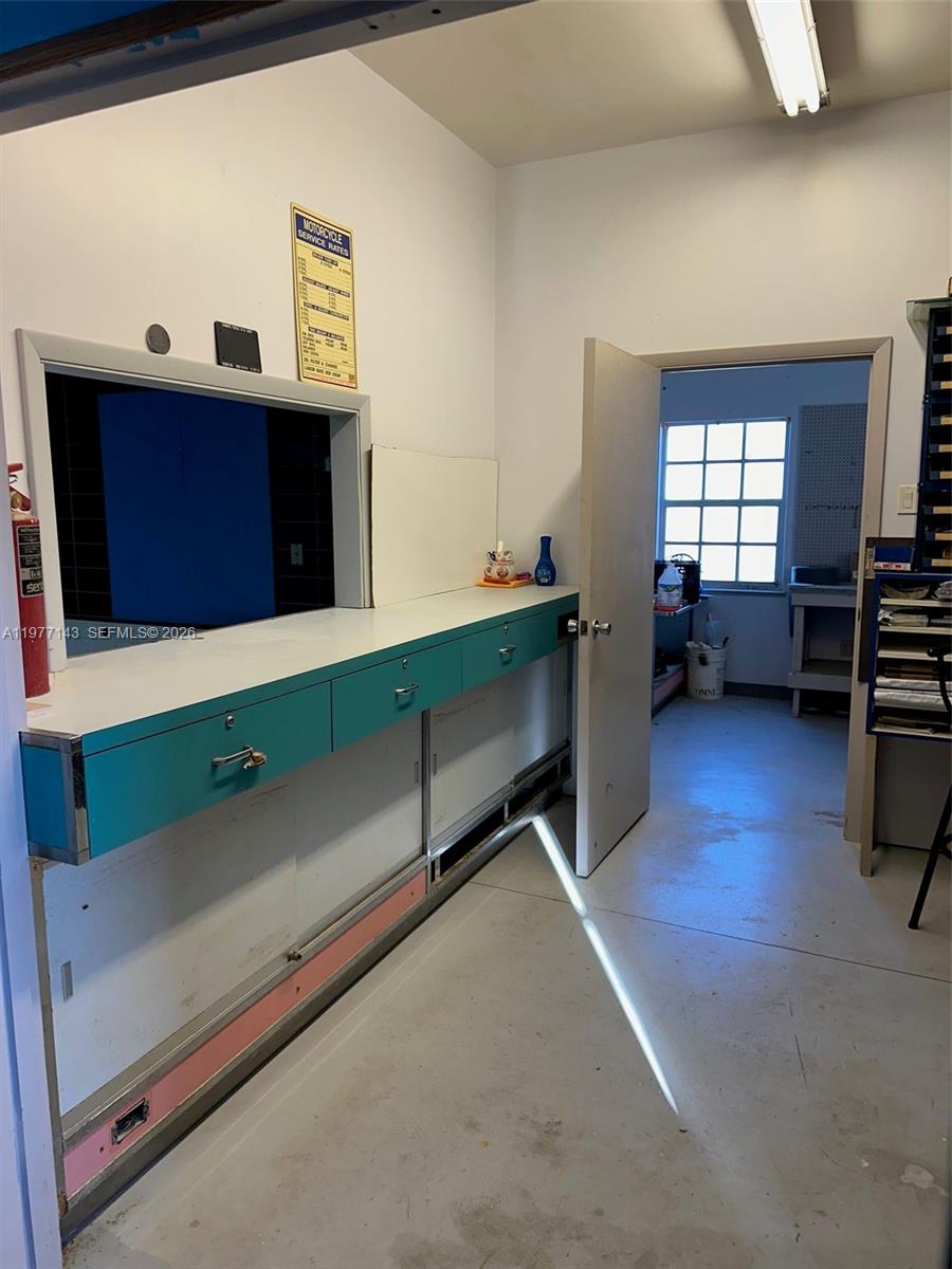 Sebring Lakes Acres - Residential Lease