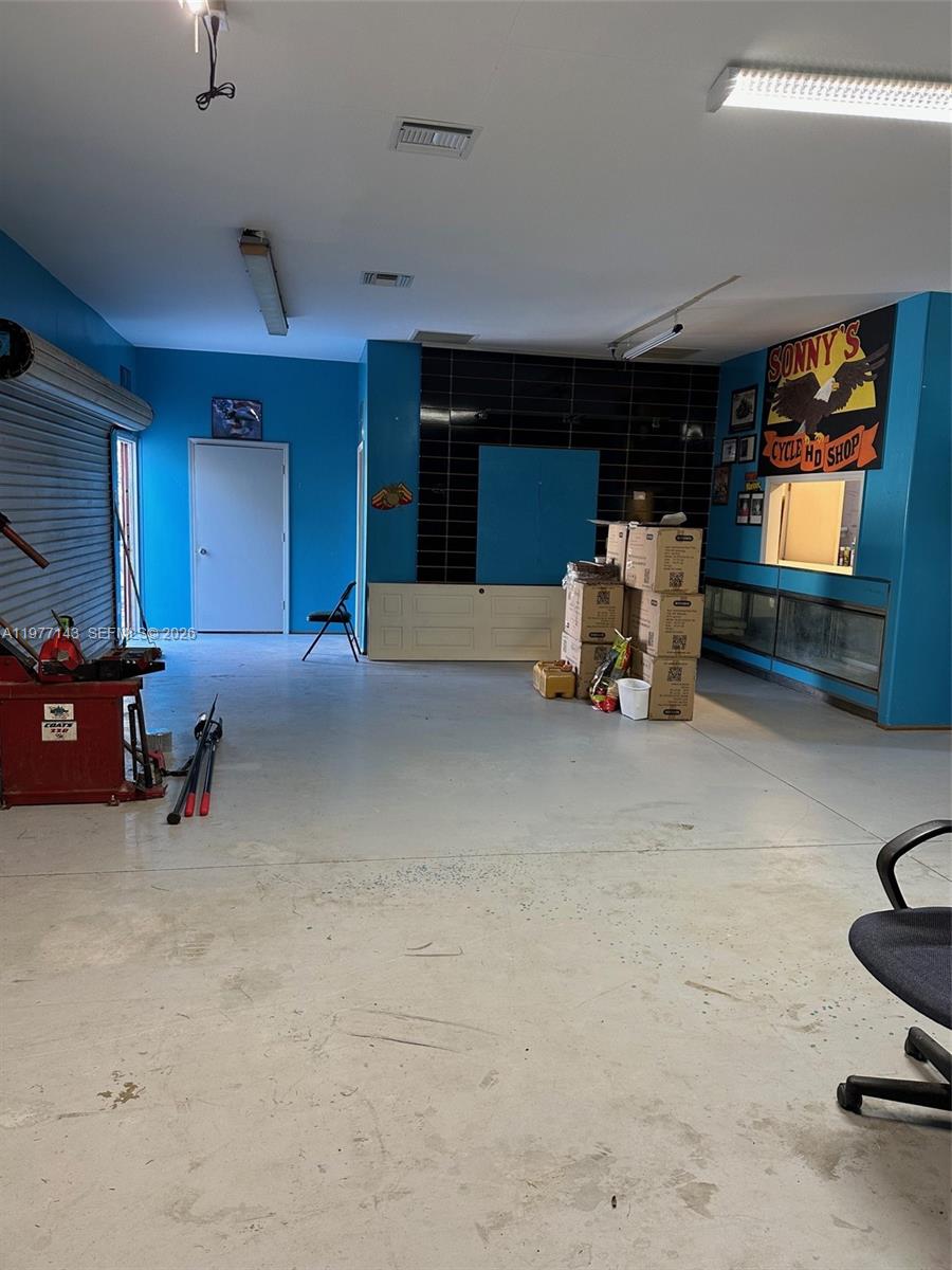 Sebring Lakes Acres - Residential Lease