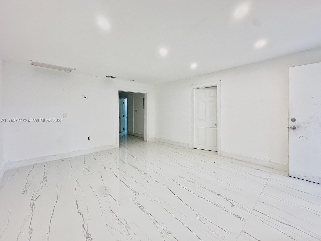 2500 NW 91st St