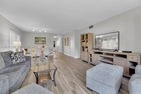 Tiny photo for 21682 Cypress Rd #11E, Boca Raton, FL 33433 (MLS # A12075116)
