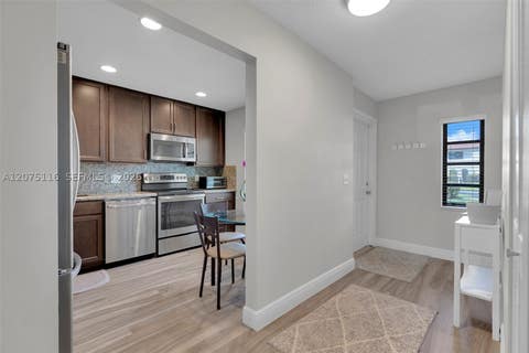 Tiny photo for 21682 Cypress Rd #11E, Boca Raton, FL 33433 (MLS # A12075116)