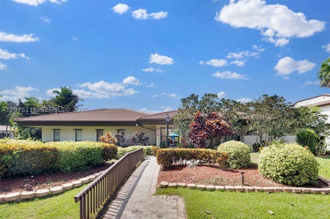 Tiny photo for 21682 Cypress Rd #11E, Boca Raton, FL 33433 (MLS # A12075116)