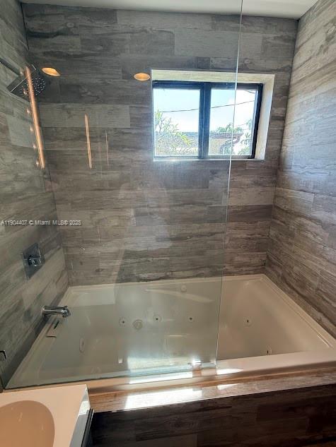 MILLER HEIGHTS SEC 1 - Residential Lease