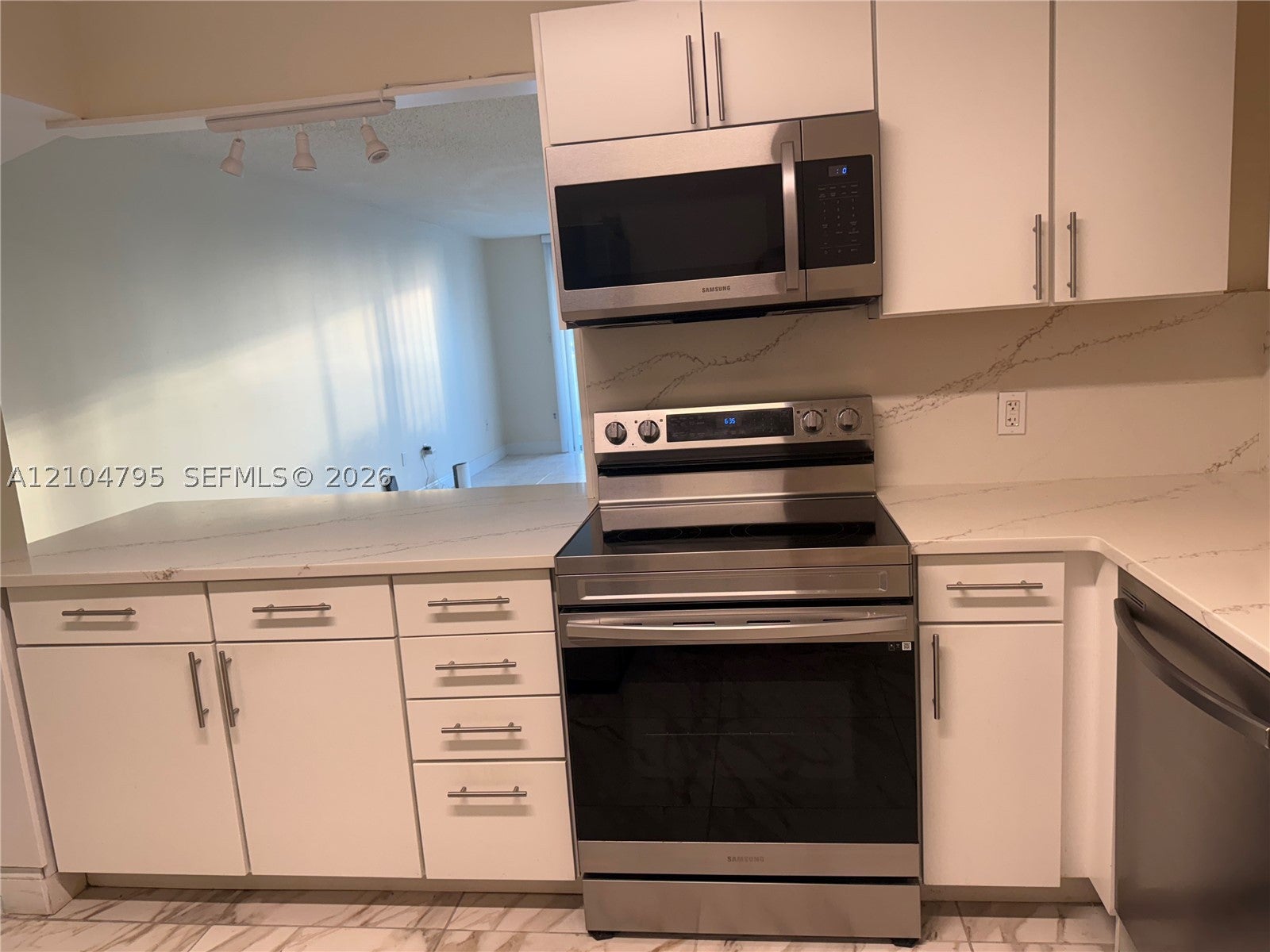 Properties 3 2801 NE 183rd St 308W