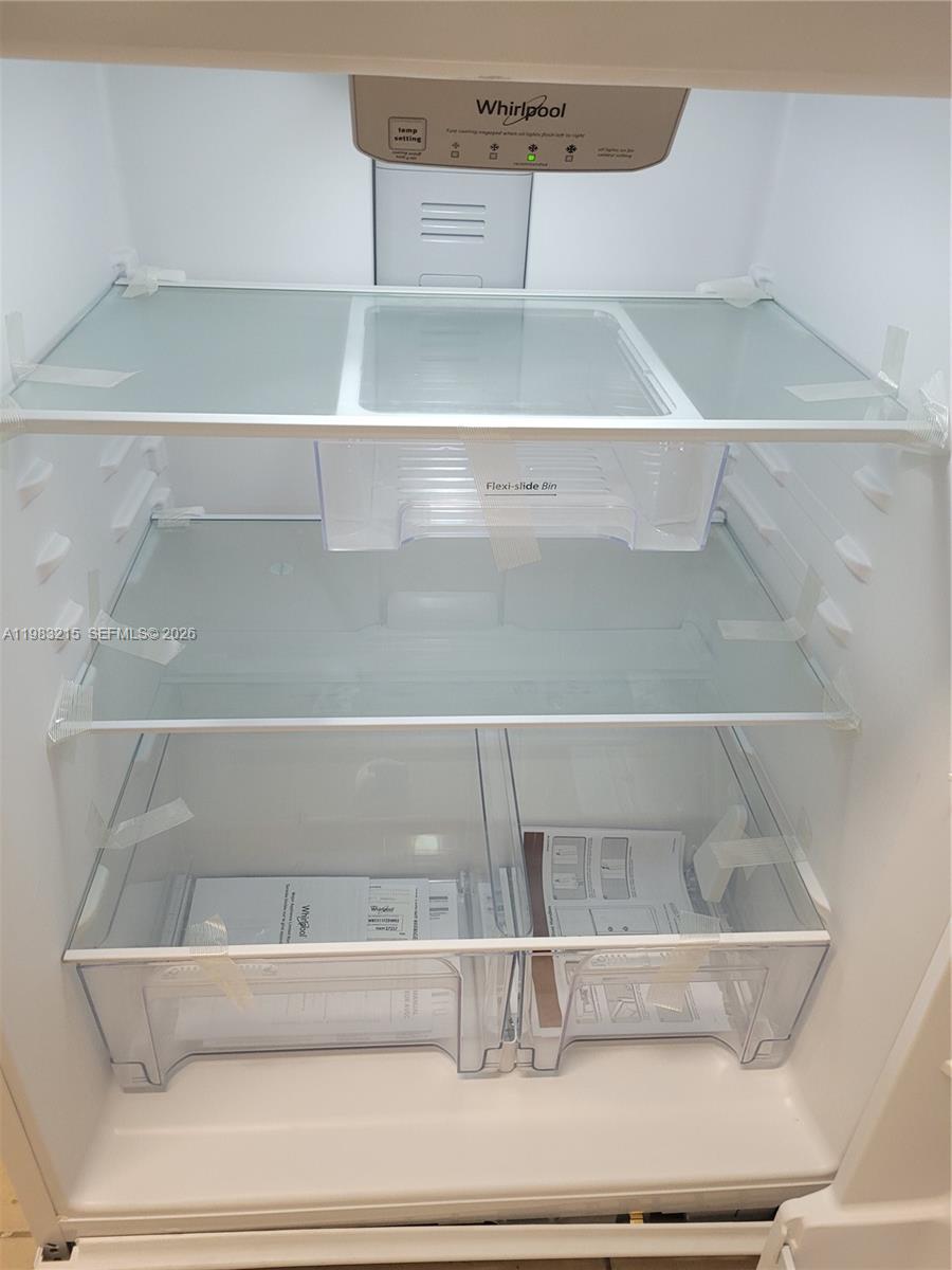 WINDWARD LAKES CONDO - Residential Lease