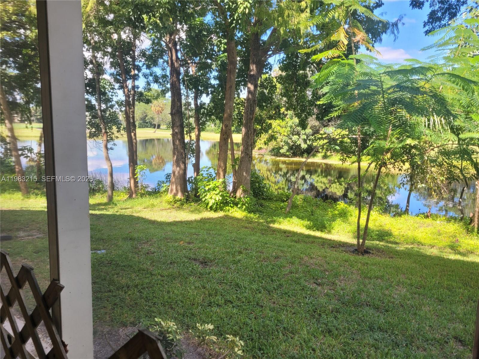 WINDWARD LAKES CONDO - Residential Lease
