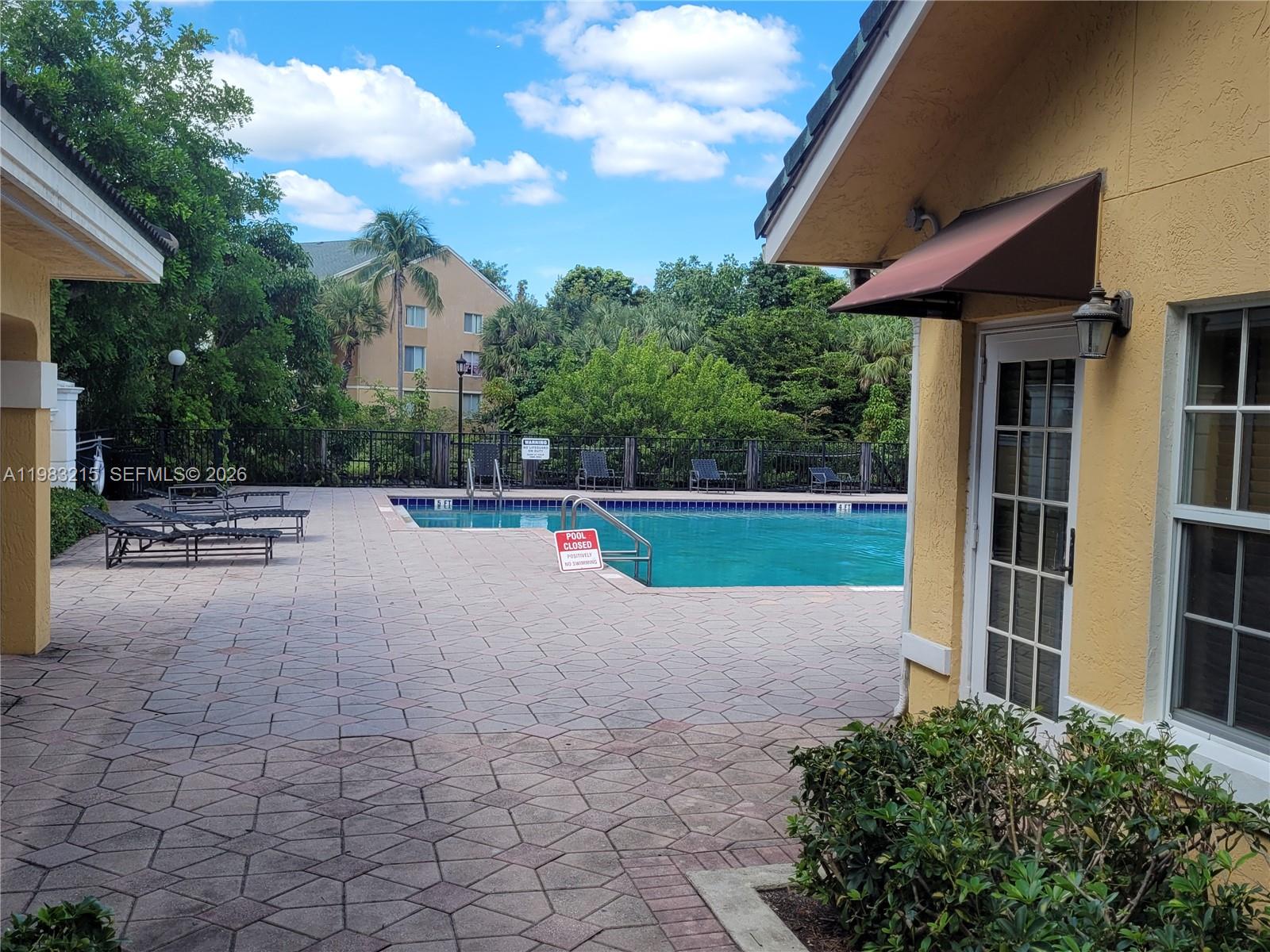 WINDWARD LAKES CONDO - Residential Lease