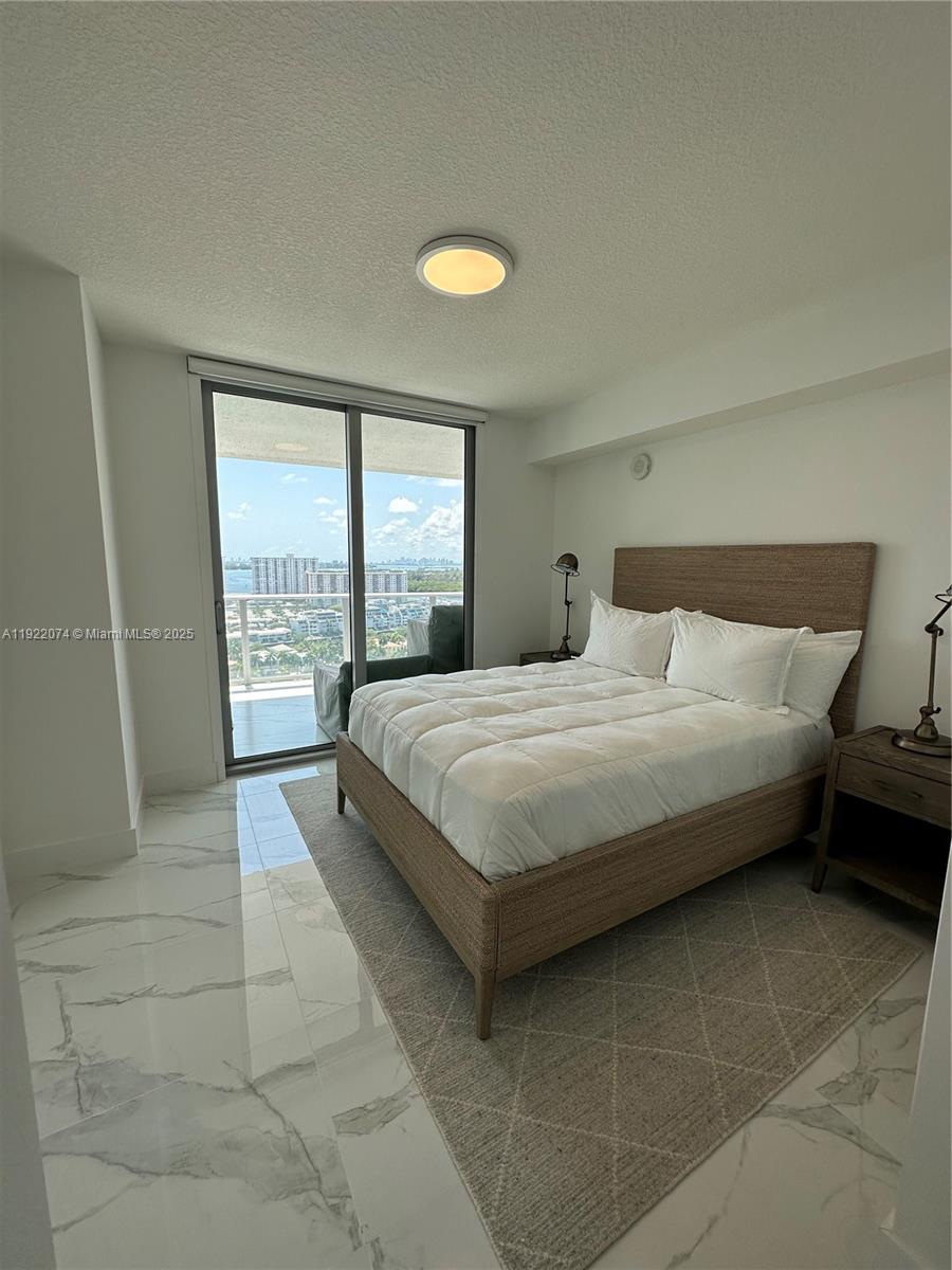 PARQUE TOWERS CONDO - Residential Lease