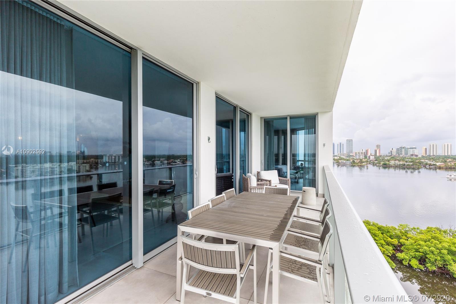 MARINA PALMS RESIDENCES S - Residential