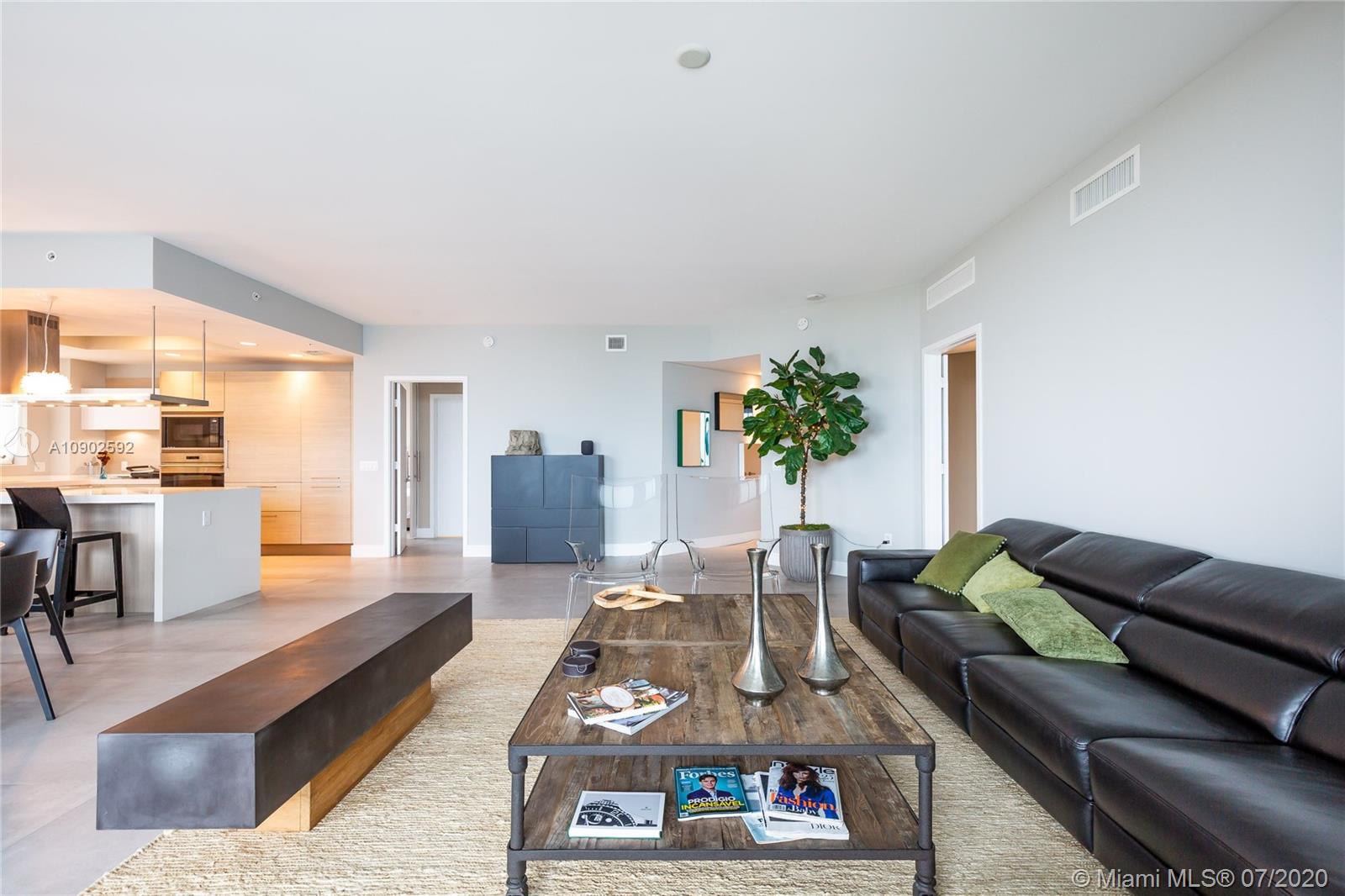 MARINA PALMS RESIDENCES S - Residential