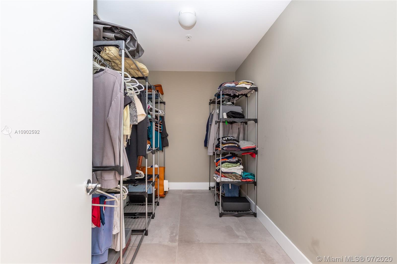 MARINA PALMS RESIDENCES S - Residential