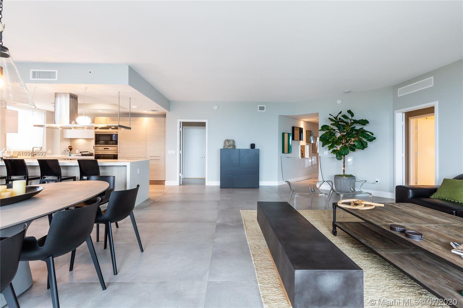 MARINA PALMS RESIDENCES S - Residential