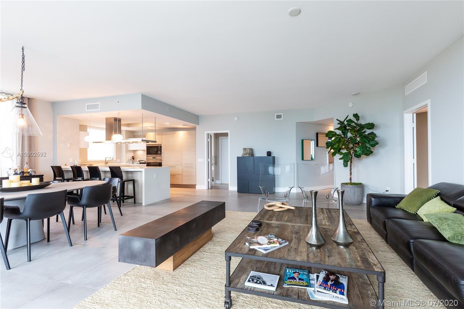 MARINA PALMS RESIDENCES S - Residential